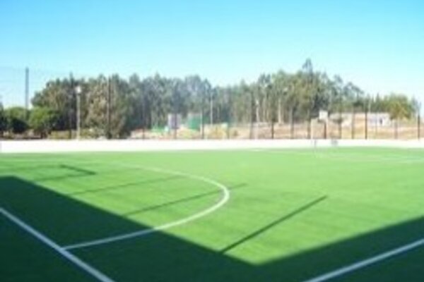 campo_polidesportivo_do_complexo_do_alvito