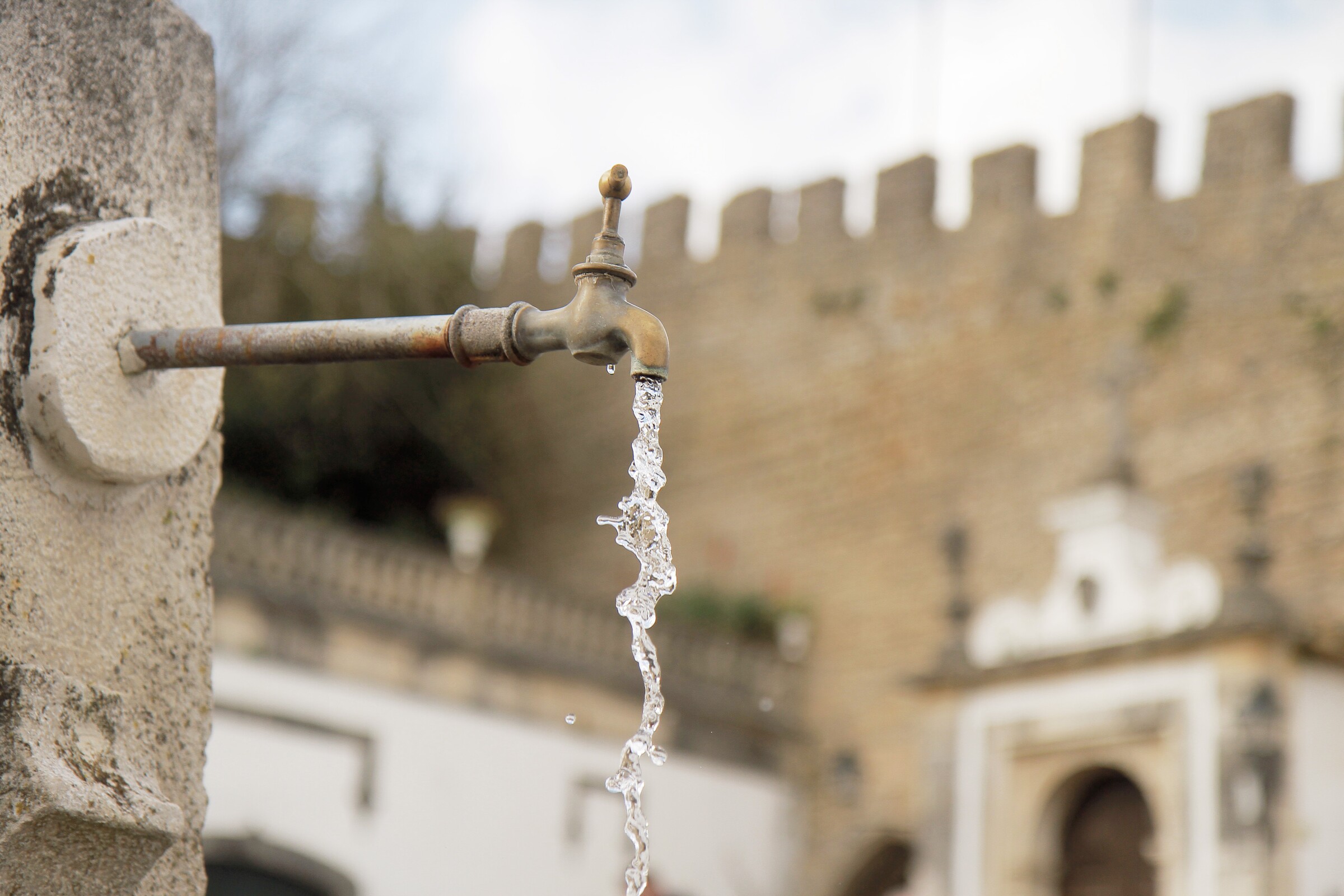 Município de Óbidos faz limpeza e higienização dos reservatórios de água