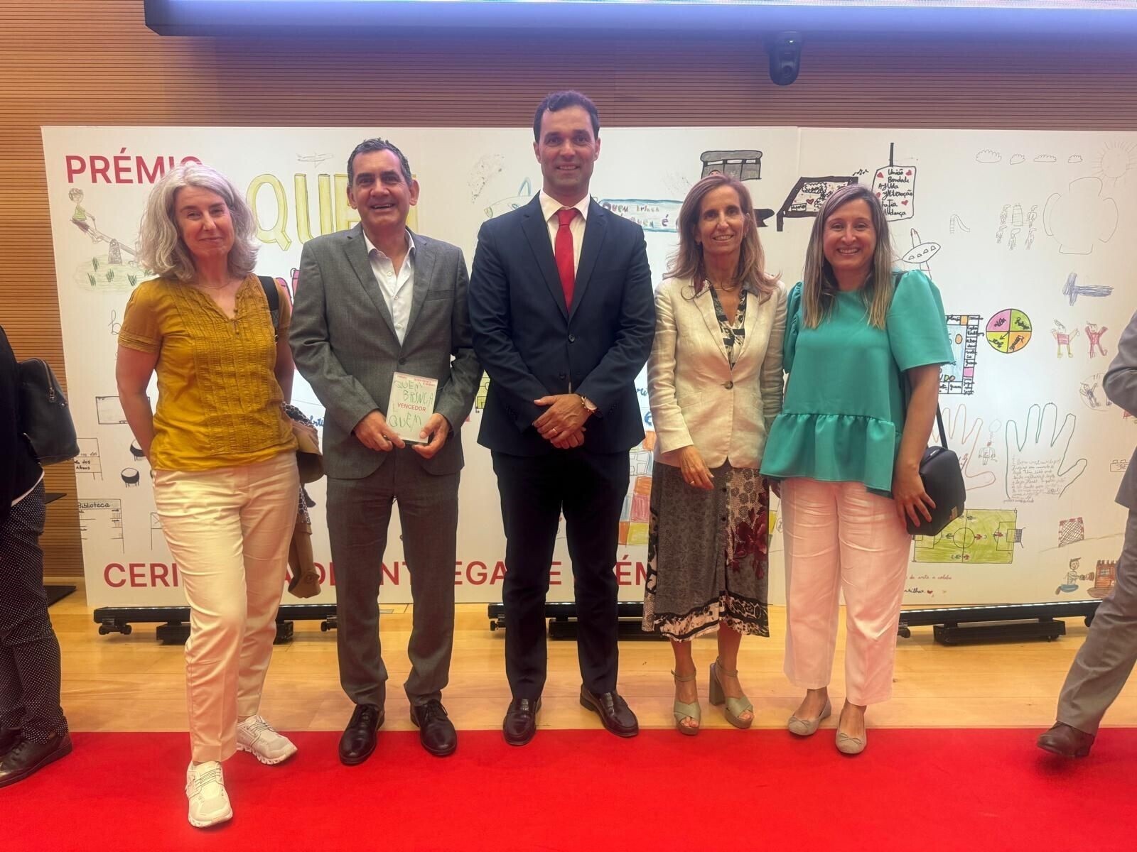 Fundação Santander premeia “MyMachine” por promover boas-práticas e metodologias inovadoras de en...