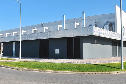 Piscinas-Municipais-de-Óbidos-exterior